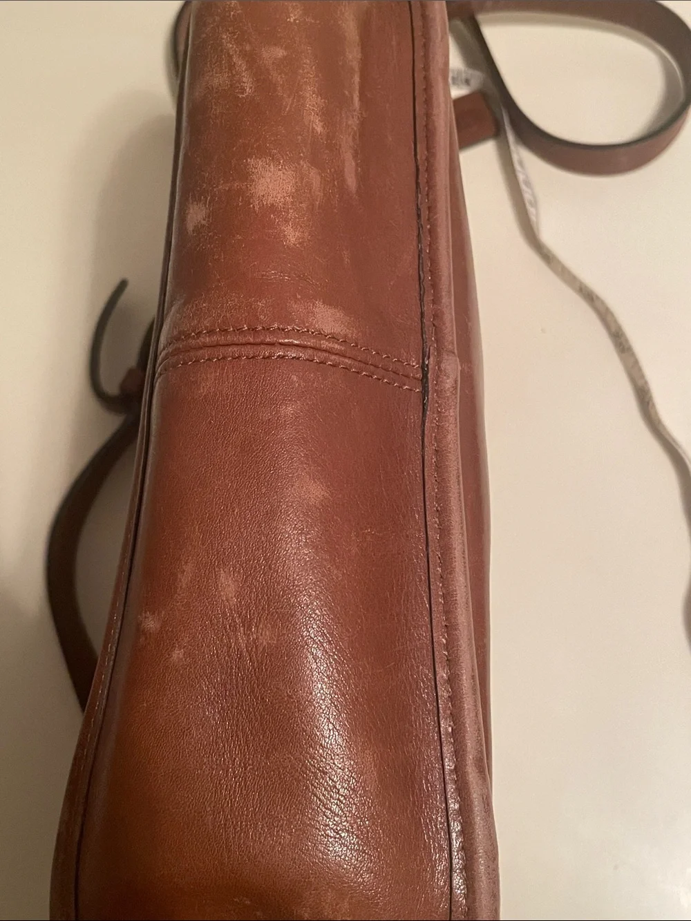 Vintage Coach Shoulder Bag City 9790 Tan Brown Leather Gold Turn Lock with Charm